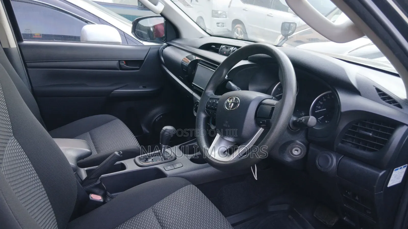 Toyota Hilux 2017 Black