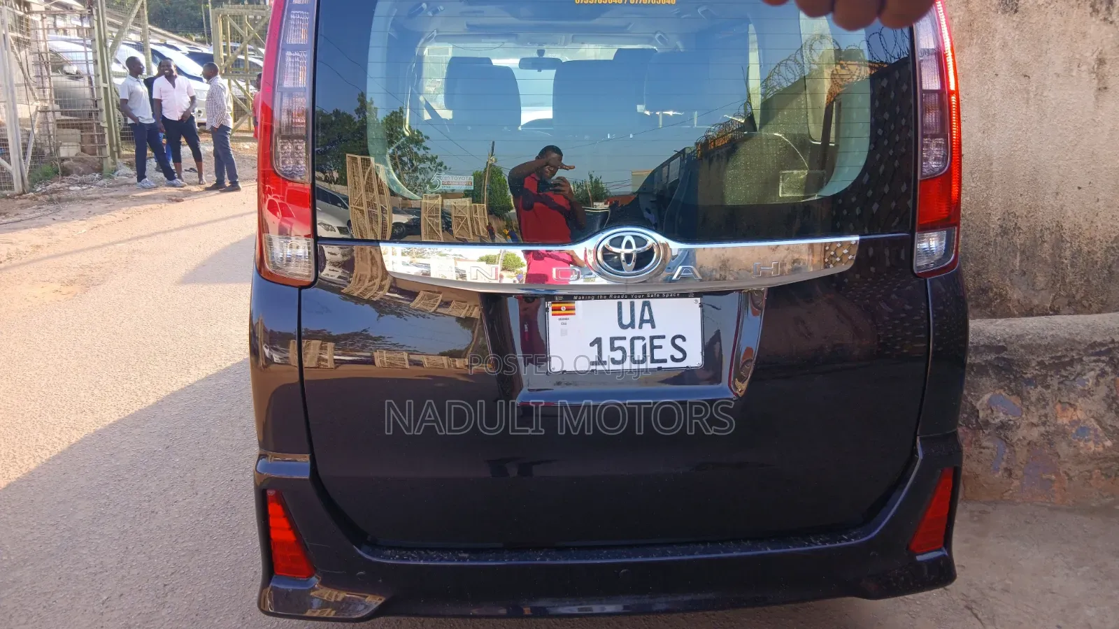 Toyota Noah 2016 Black