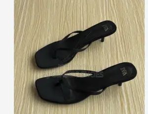 Black Kitten Heel Plain Shoe