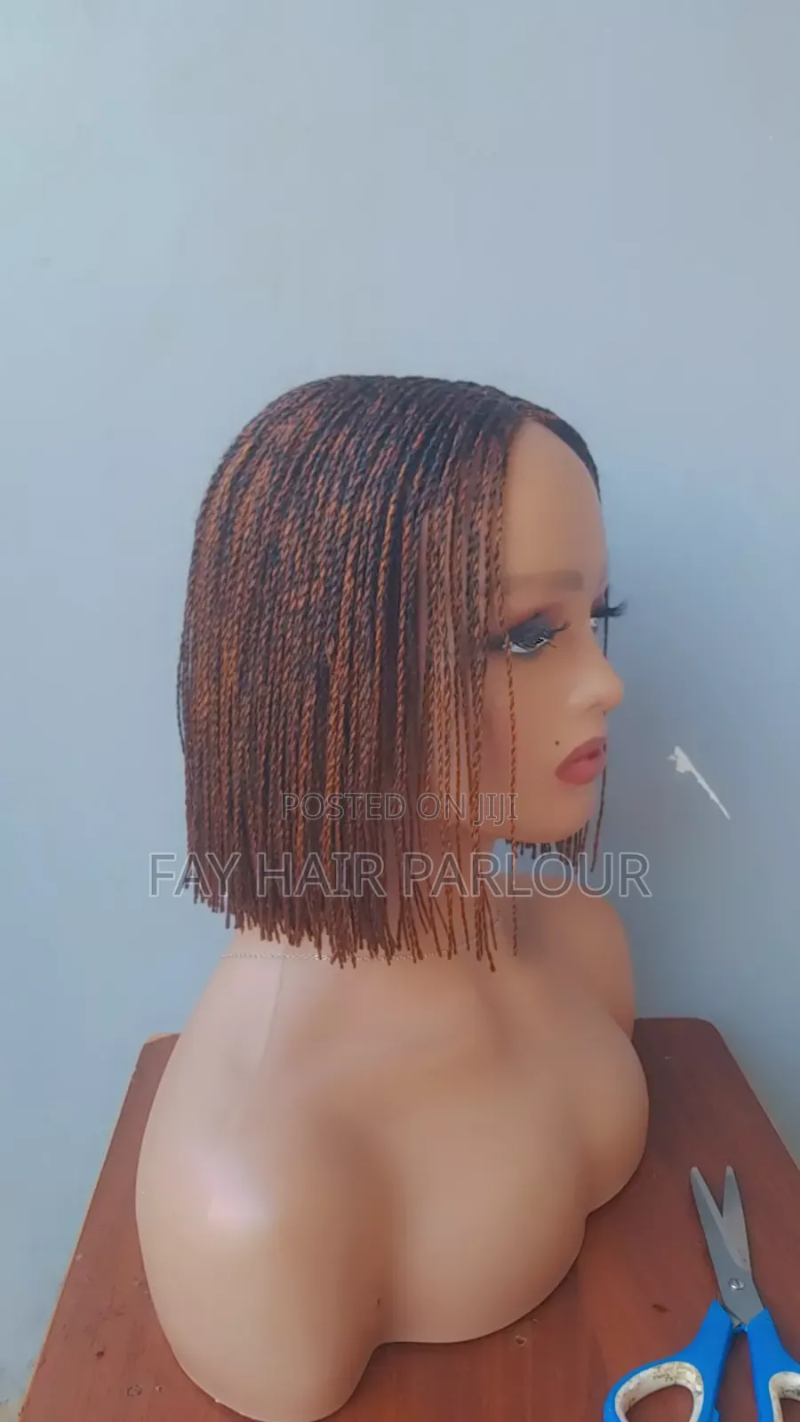 Short Classy Wigs. ( Blunt Cut Twists)