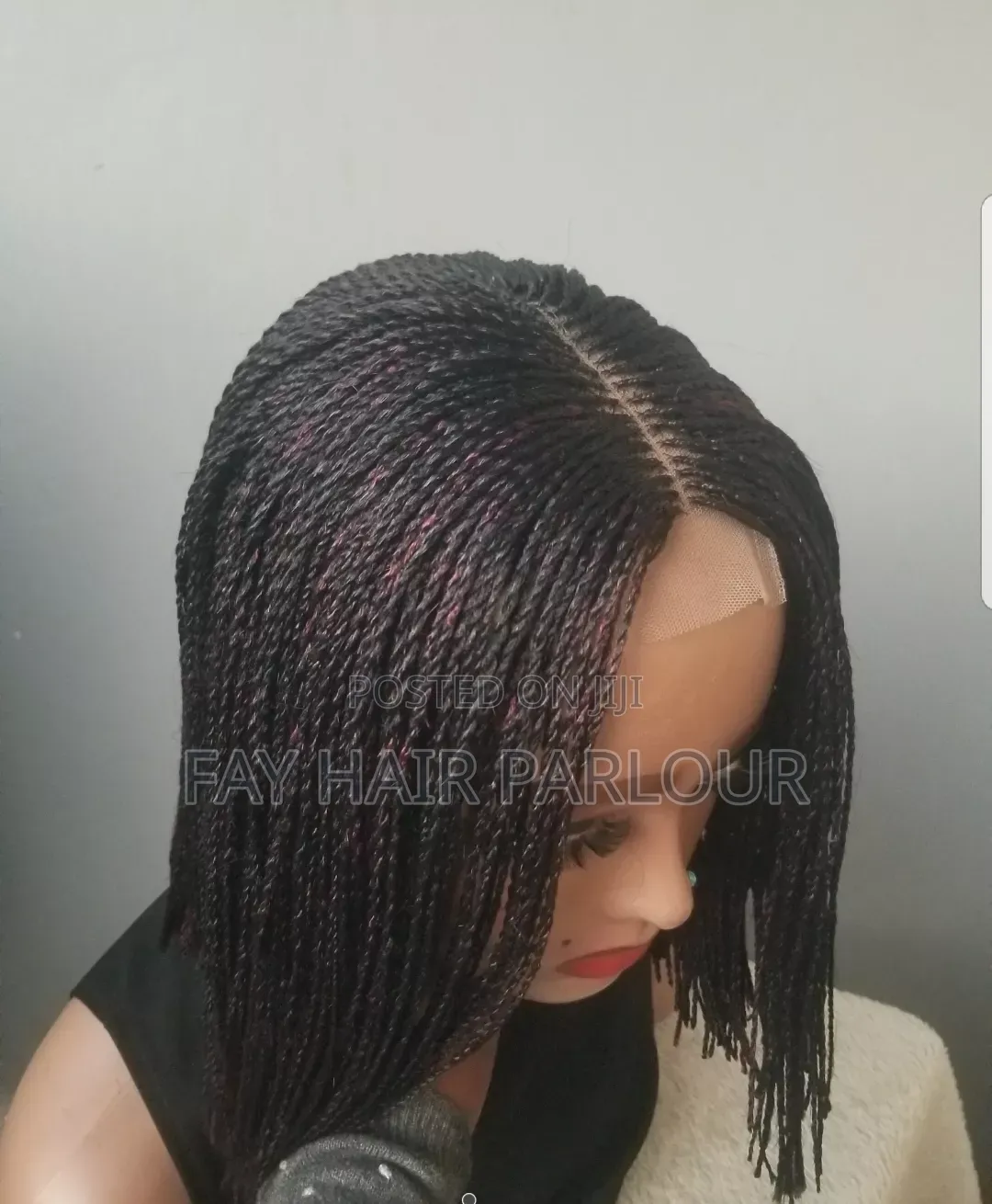 Short Classy Wigs. ( Blunt Cut Twists)