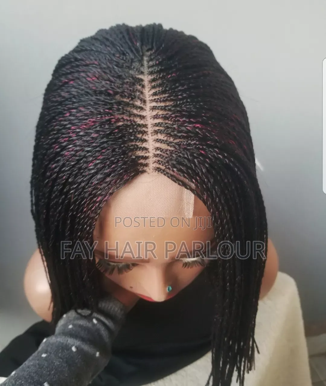 Short Classy Wigs. ( Blunt Cut Twists)