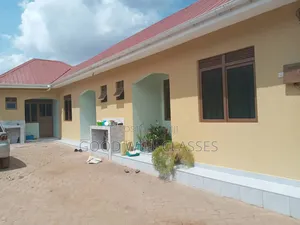 1bdrm Bungalow in Kira, Central Division for rent