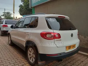Volkswagen Tiguan 2012 White