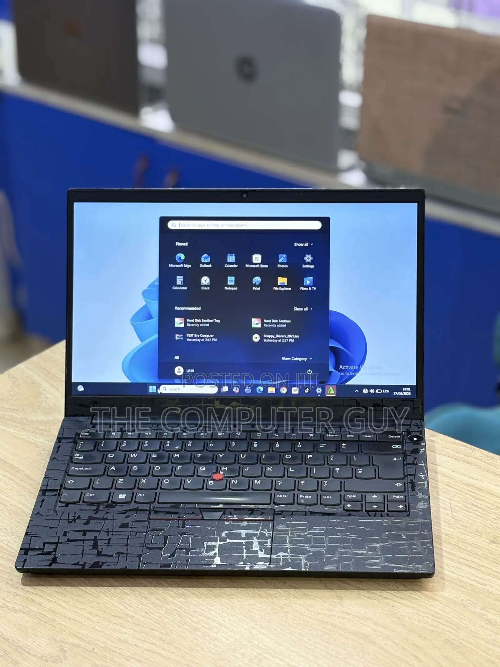 New Laptop Lenovo ThinkPad E14 Gen 5 8GB Intel Core i5 SSD 256GB