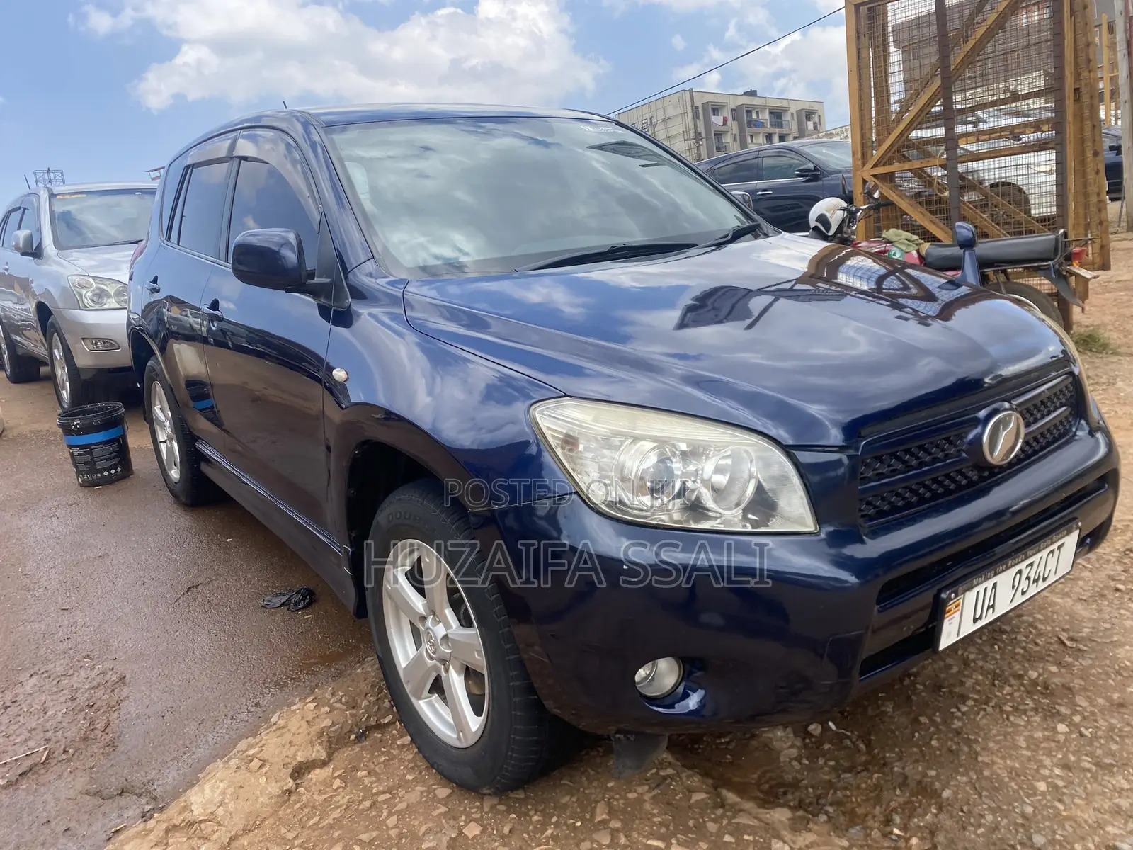 Toyota RAV4 2014 Blue
