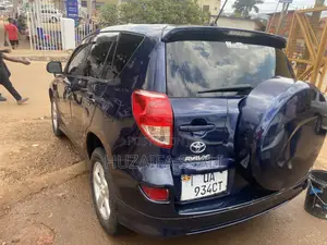 Toyota RAV4 2014 Blue