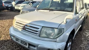 Mitsubishi Pajero IO 2003 White