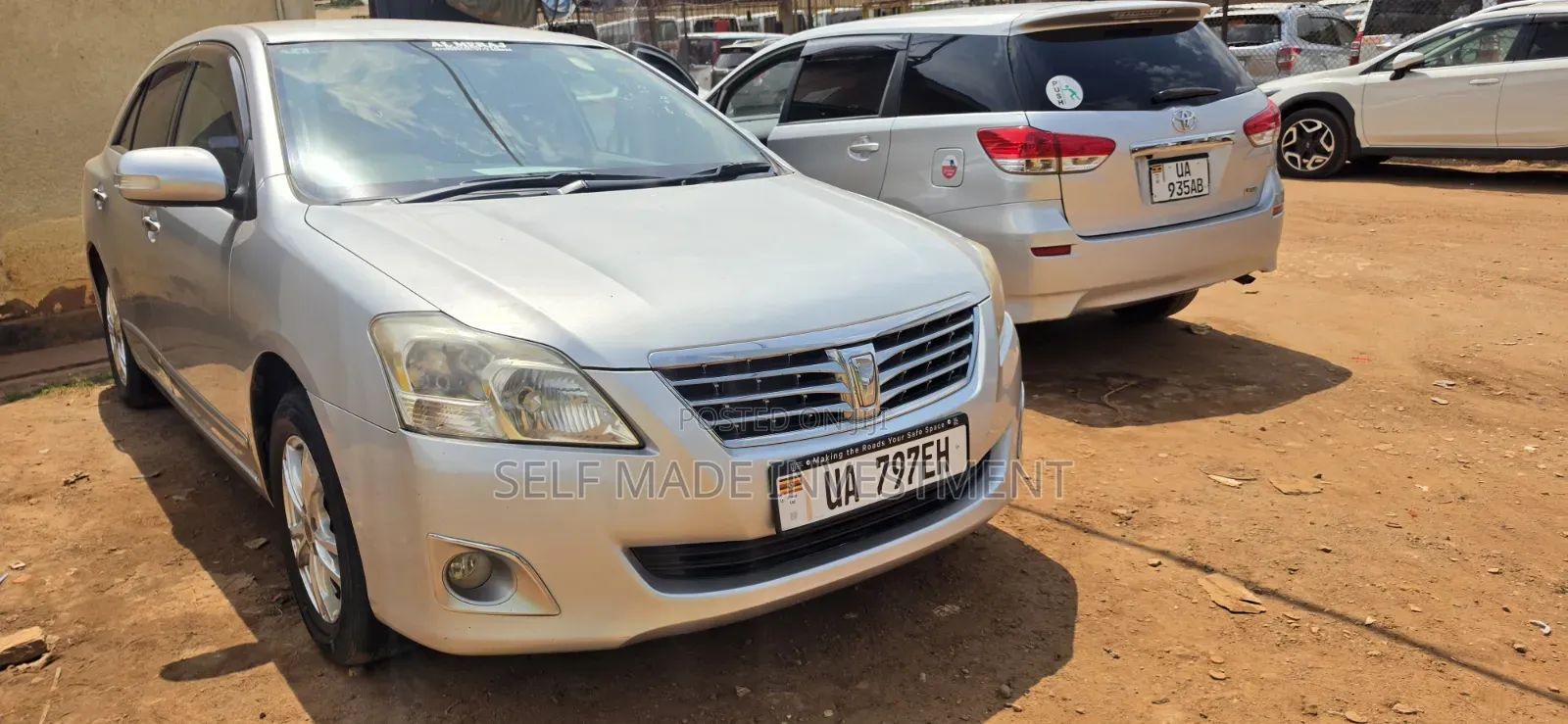 Toyota Premio 2012 Silver
