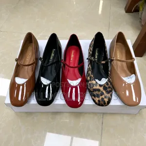 Mouth Trap Flat Shoes