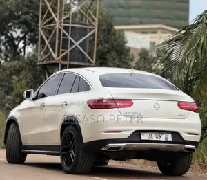 Mercedes-Benz GLE-Class GLE 350d 4MATIC 2017 White