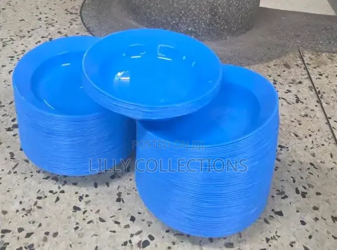 Plastic Plates
