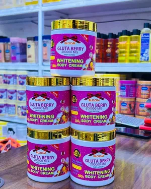 Bloom Gluta Berry Whitening Cream