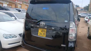 Toyota Voxy 2011 Black