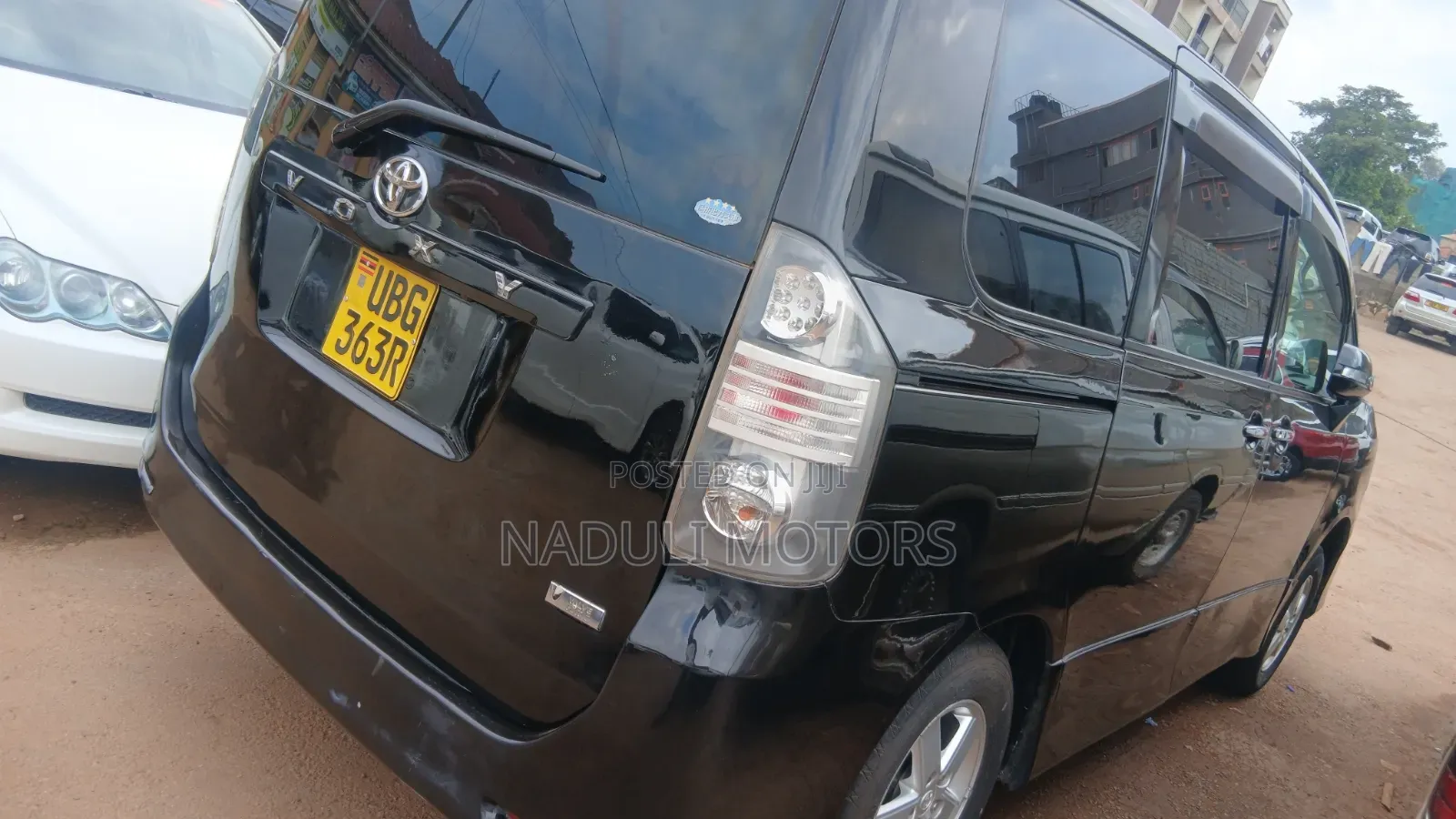 Toyota Voxy 2011 Black