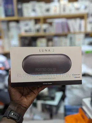 Harman Kardon Luna 2 Wireless Bluetooth Speaker With Ai Sound Boost
