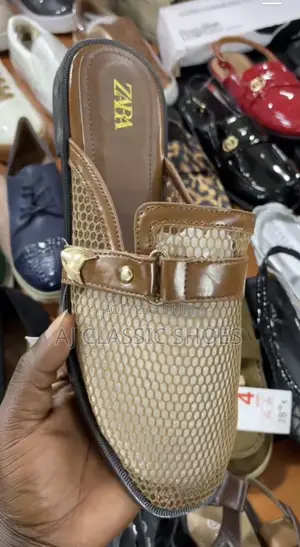 Pump Mesh Shoes