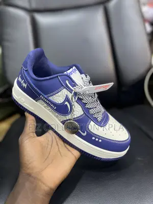 Nike Air Force 1 Low "Essentials" Fear of God.