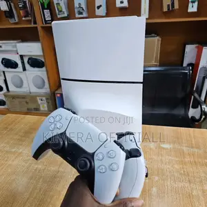 Ps5 Slim, 2pads : Foreign Used Machine, Even the Smell of Uk Is Inside