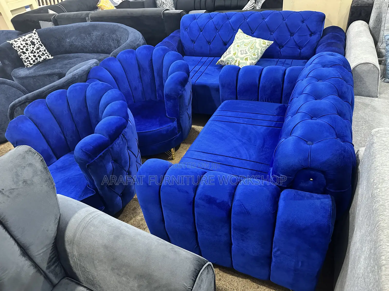 Modern Chesterfield Sofa Set