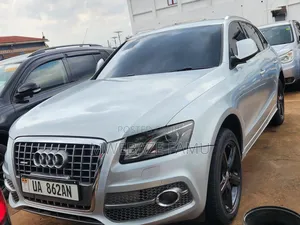 Audi Q5 2012 Silver