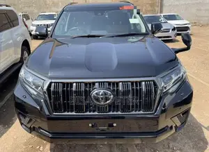 Toyota Land Cruiser Prado 2.7 2021 Black