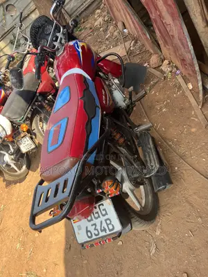 Bajaj CT 125X 2024 Red
