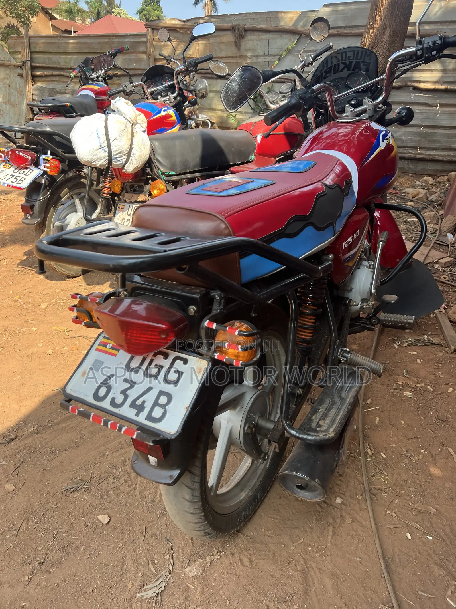 Bajaj CT 125X 2024 Red