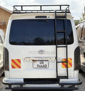 Toyota HiAce 2012 White