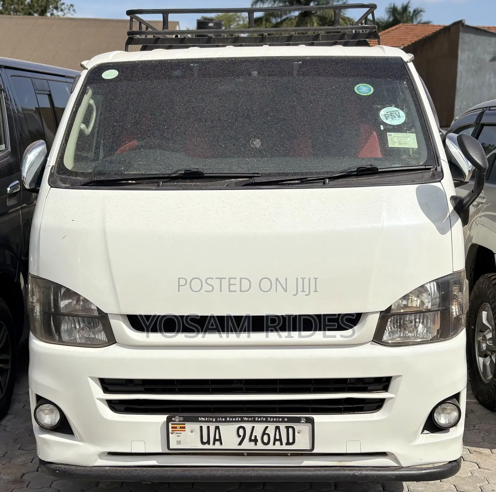 Toyota HiAce 2012 White
