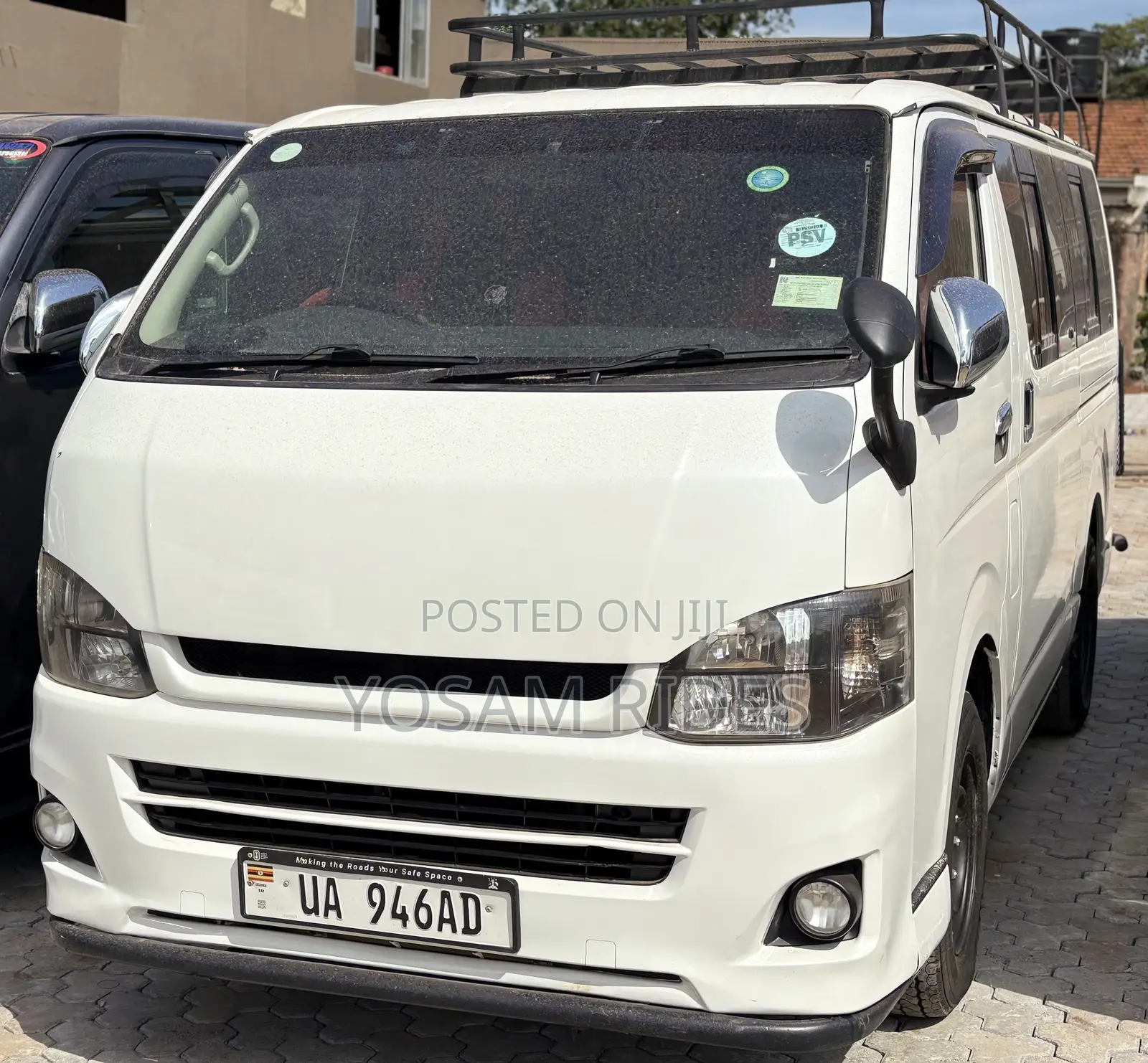 Toyota HiAce 2012 White