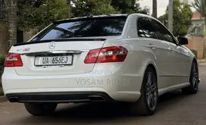 Mercedes-Benz E300 2011 White