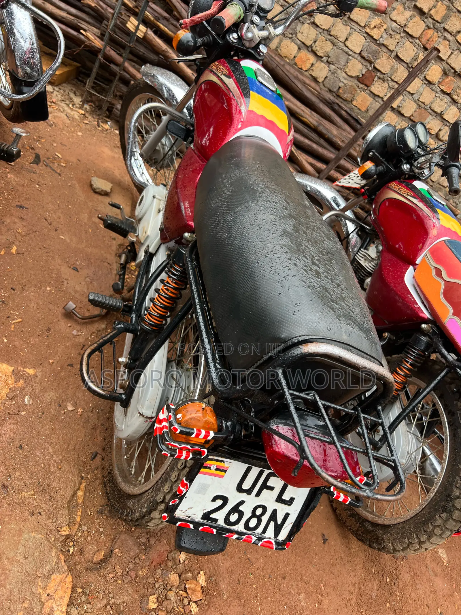 Bajaj Boxer 100 2022 Red