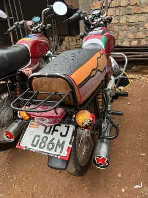 Bajaj Boxer 100 2022 Red