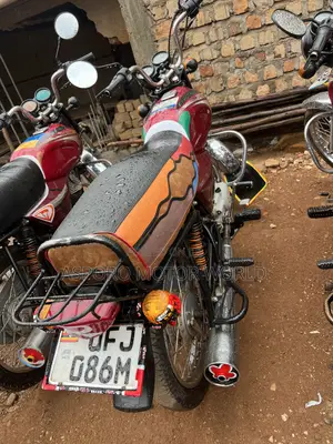 Bajaj Boxer 100 2022 Red