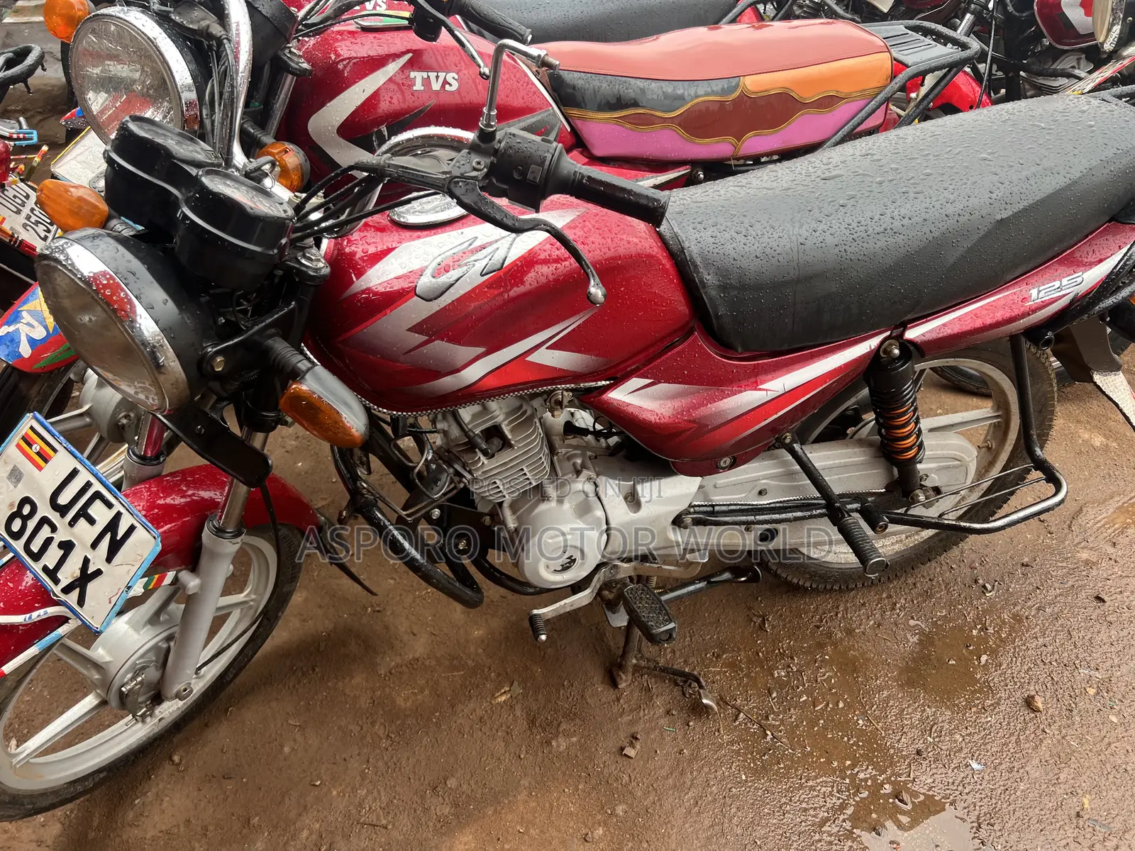 Bajaj Boxer 100 2022 Red