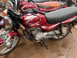 Bajaj Boxer 100 2022 Red