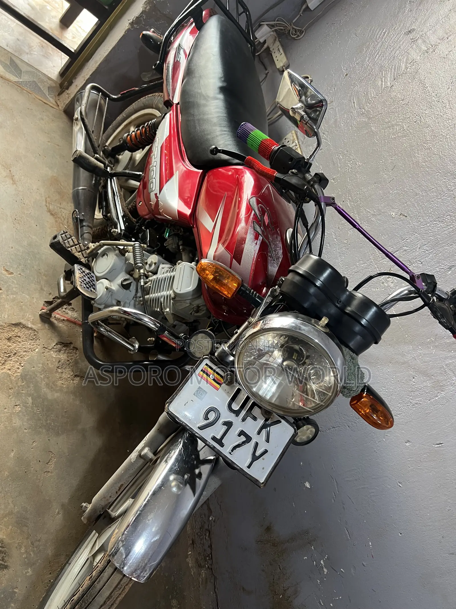 Bajaj CT 125X 2022 Red