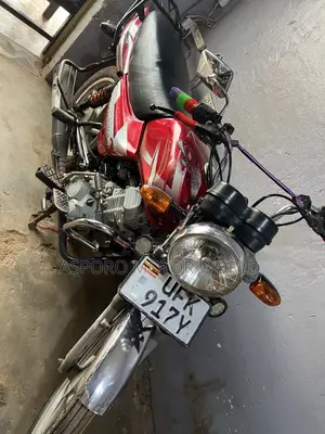 Bajaj CT 125X 2022 Red