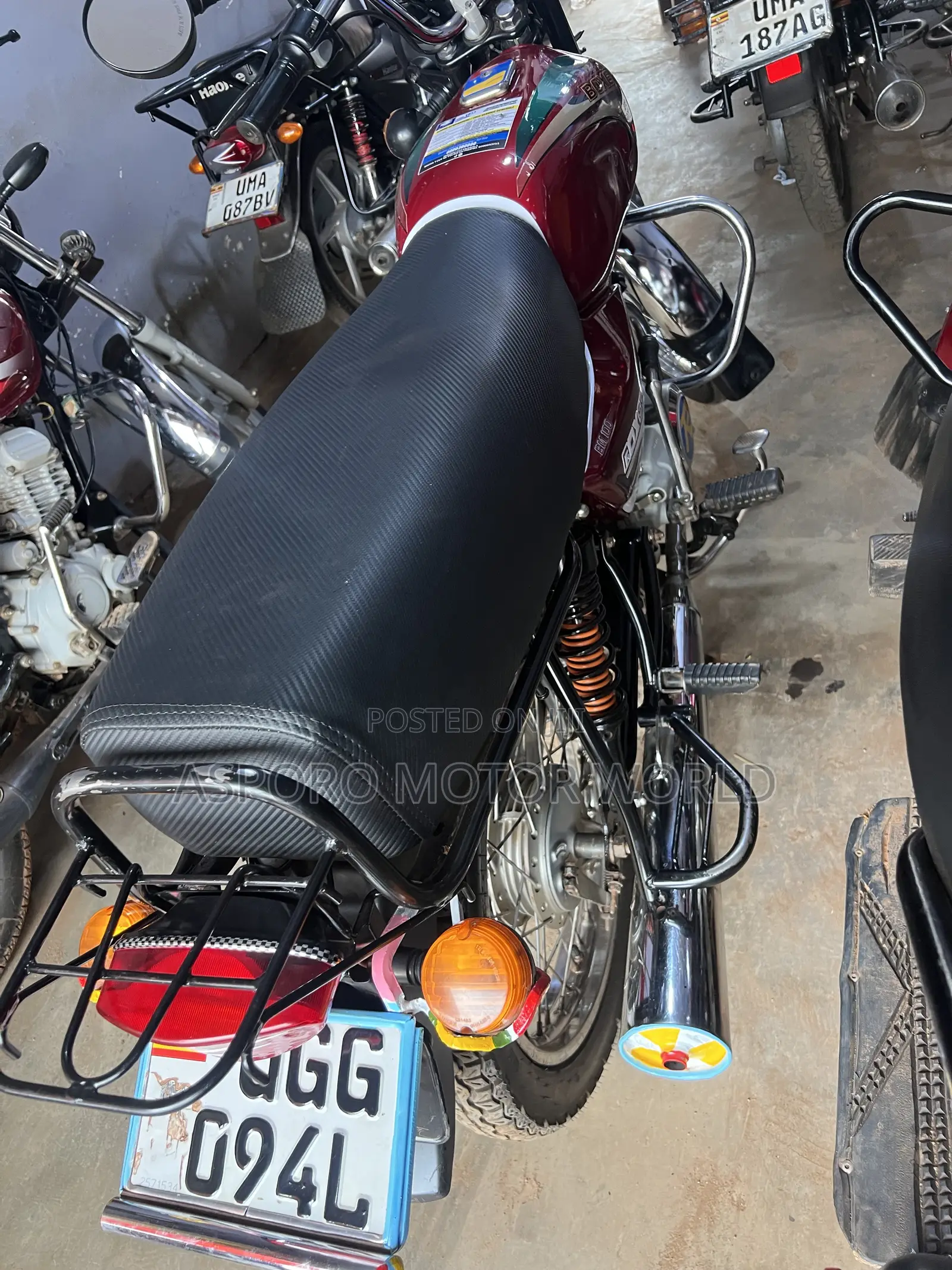 Bajaj Boxer 100 2024 Red