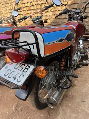 Bajaj Boxer 100 2023 Red