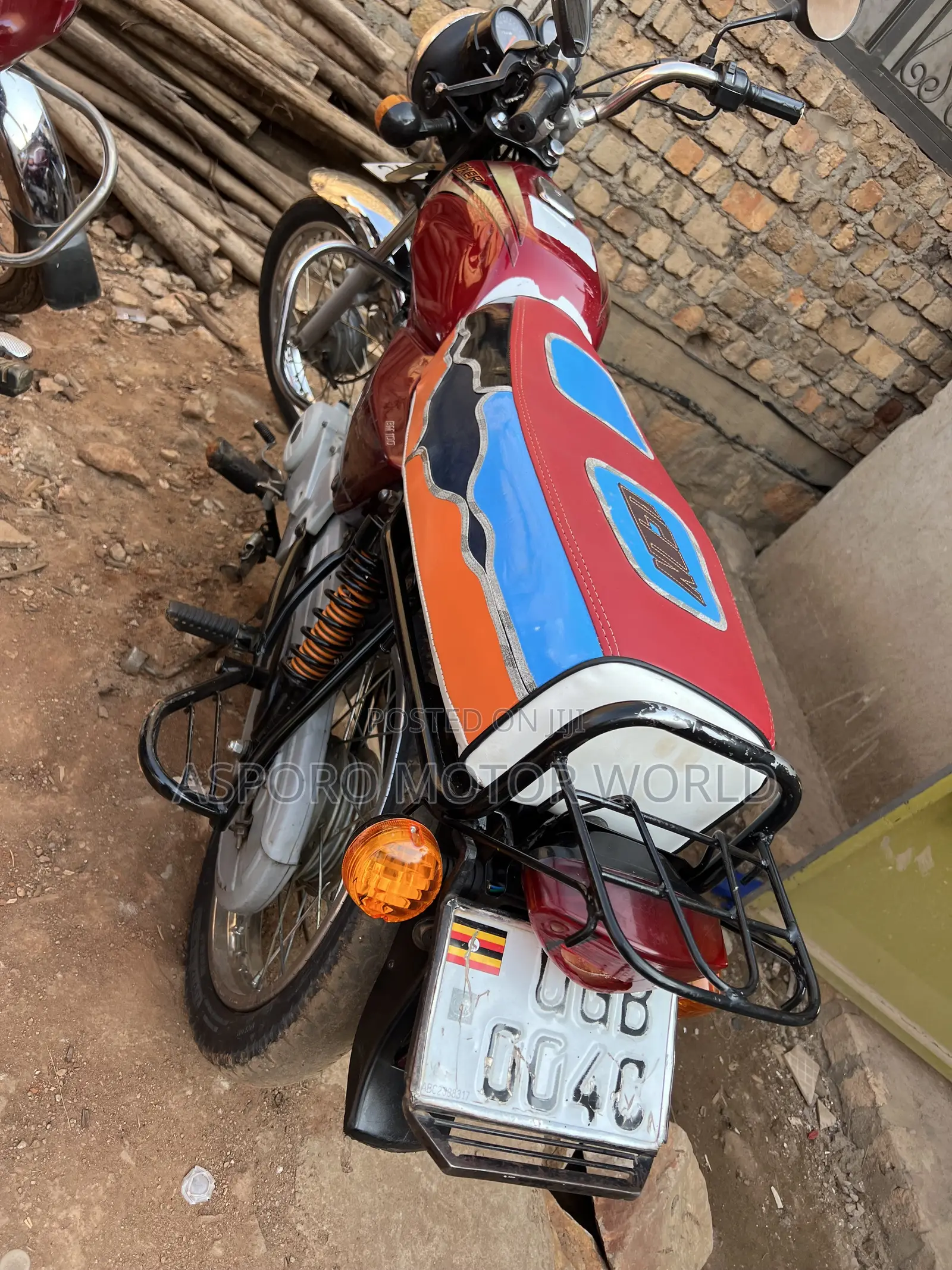Bajaj Boxer 100 2023 Red