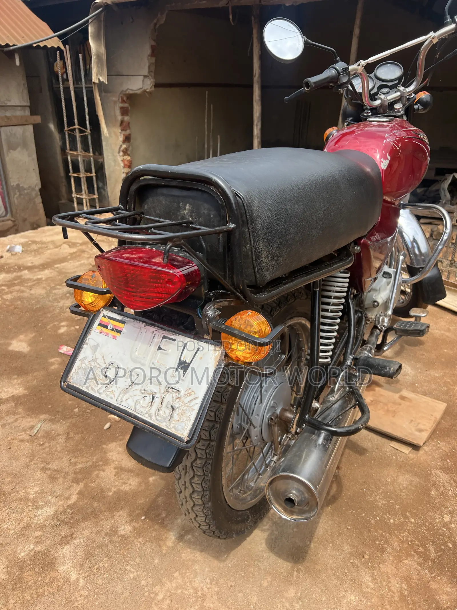 Bajaj Boxer 100 2021 Red