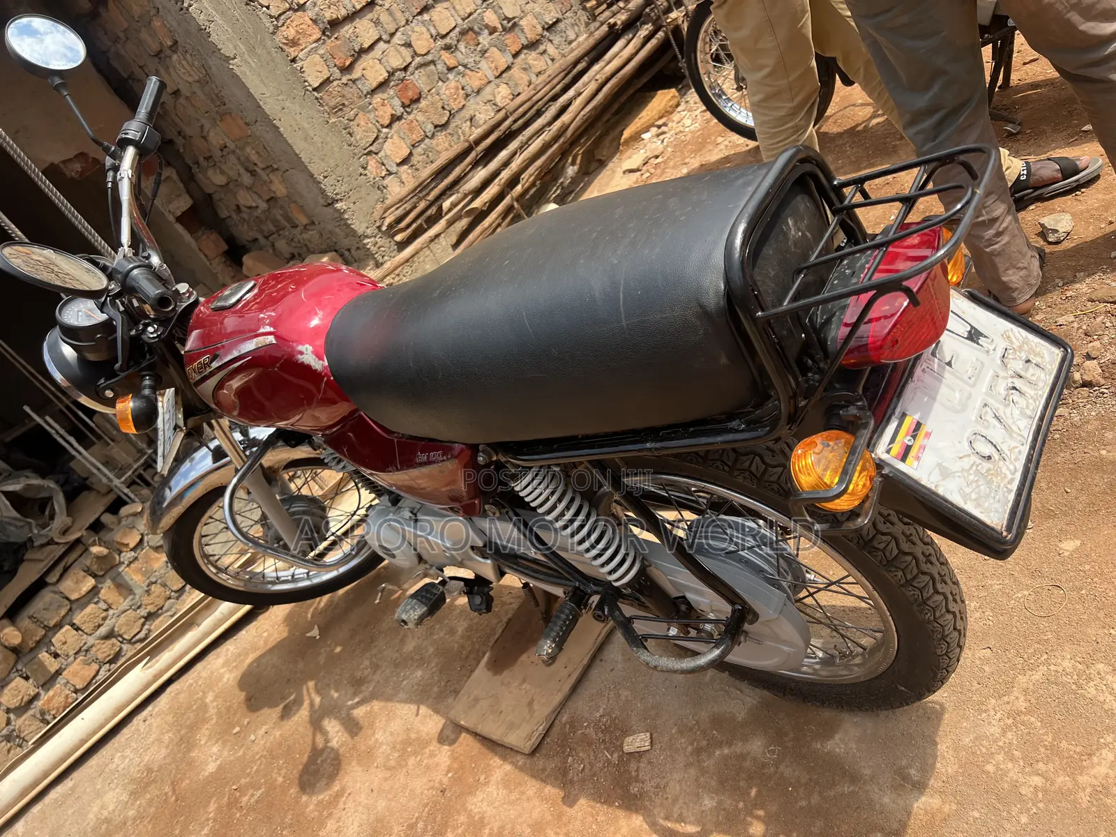 Bajaj Boxer 100 2021 Red