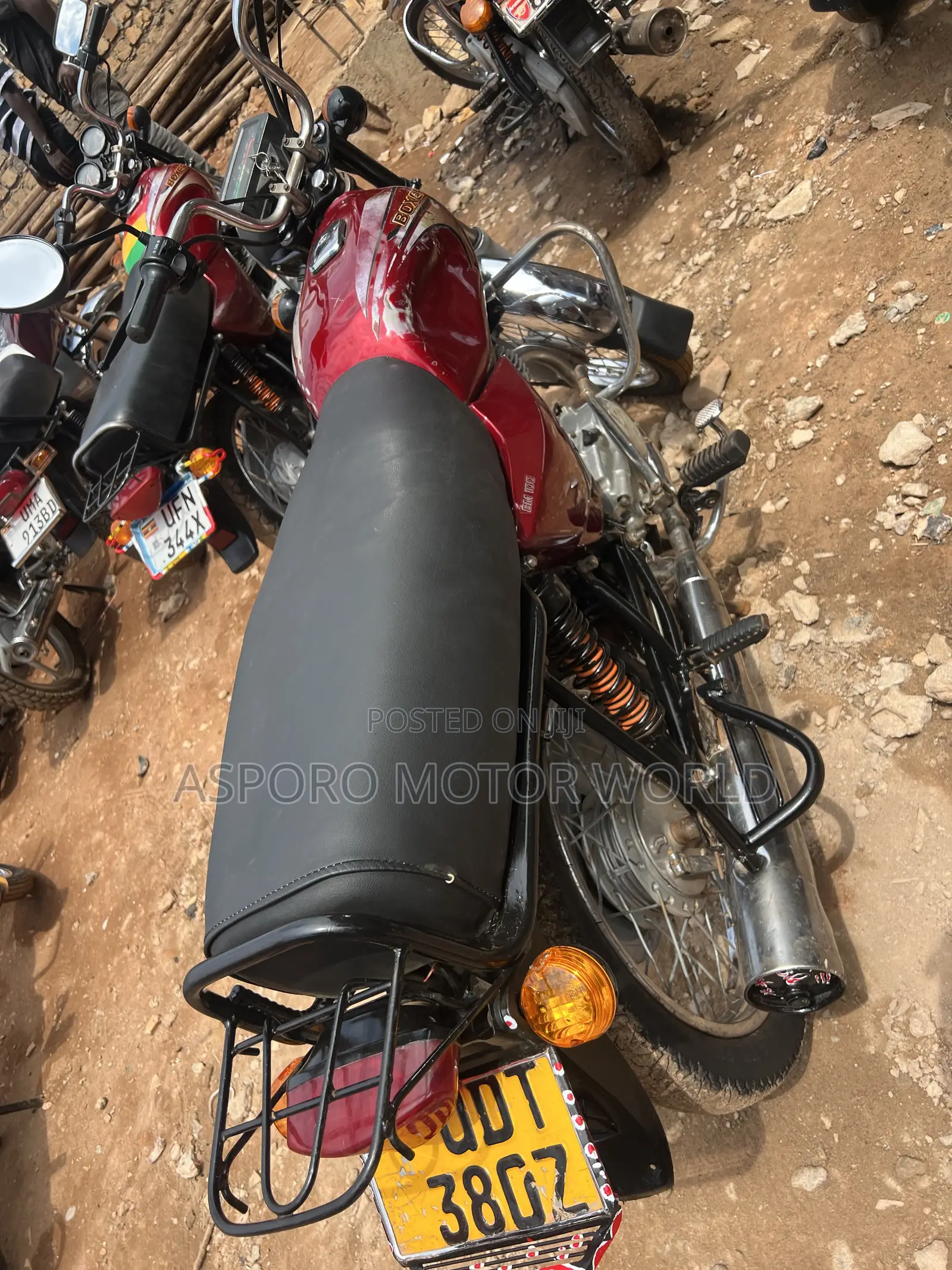 Bajaj Boxer 100 2020 Red