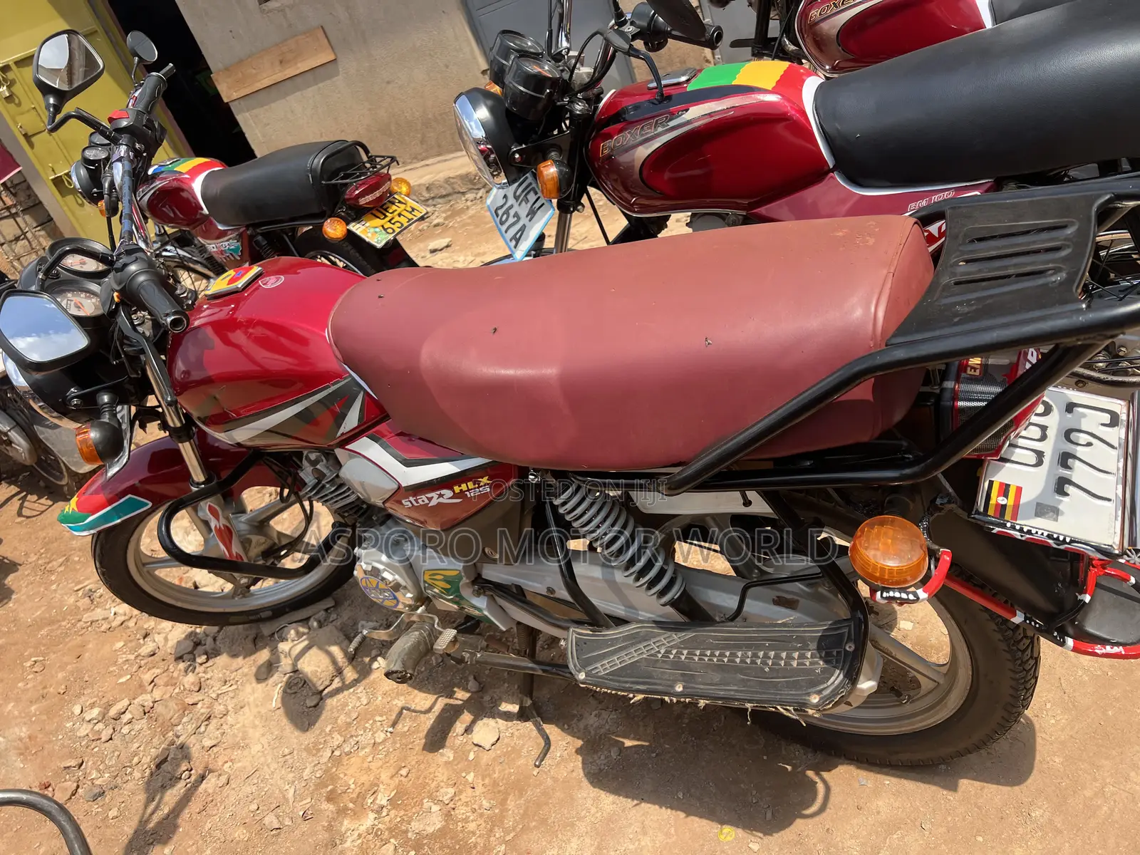 TVS HLX 125 2024 Red