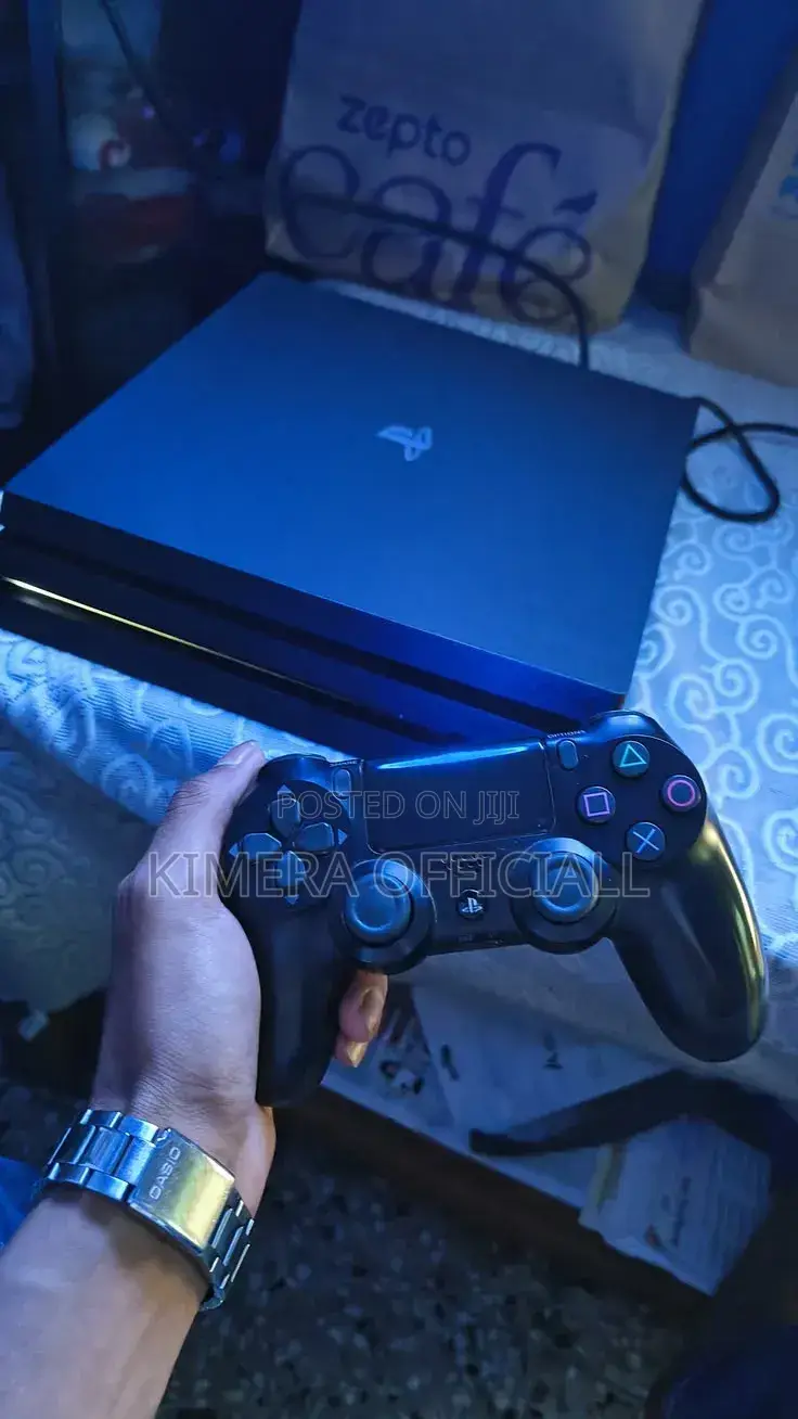 Playstation 4 Pro 1tb Console Bundle