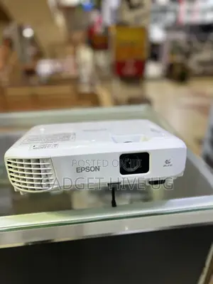 EPSON Power Lite EB-X39
