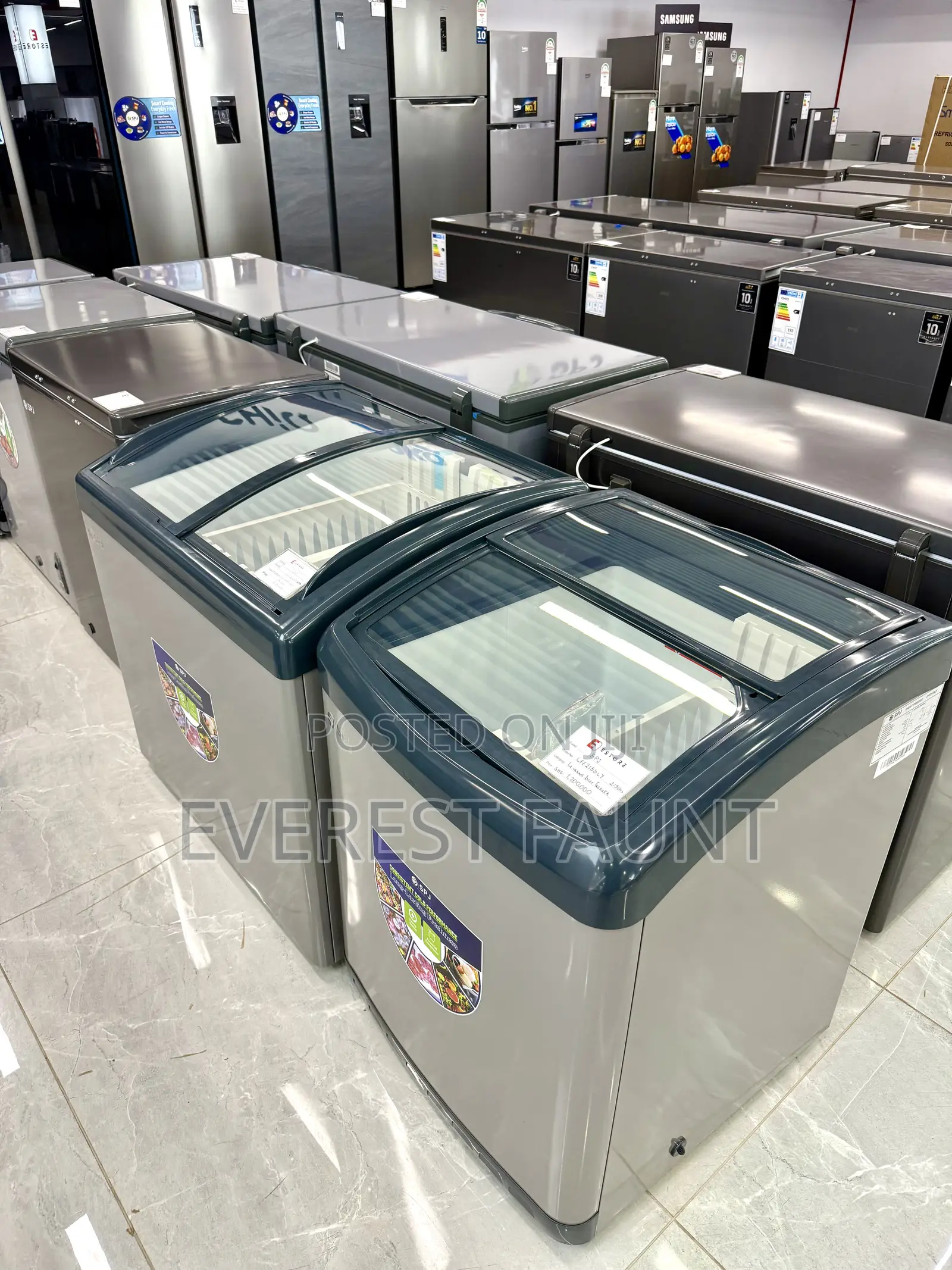 Midea Diplay Deep Freezer