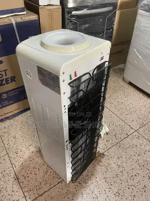 Crystal Dolphine Imported Used Hot Cold Water Dispenser With Afridge